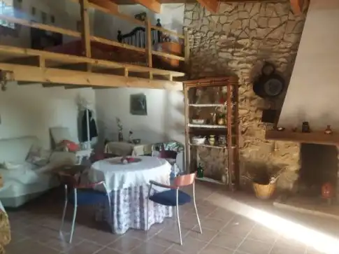 Landhaus mit Garten zum Verkauf in Av pont milenari 1, imagen 6