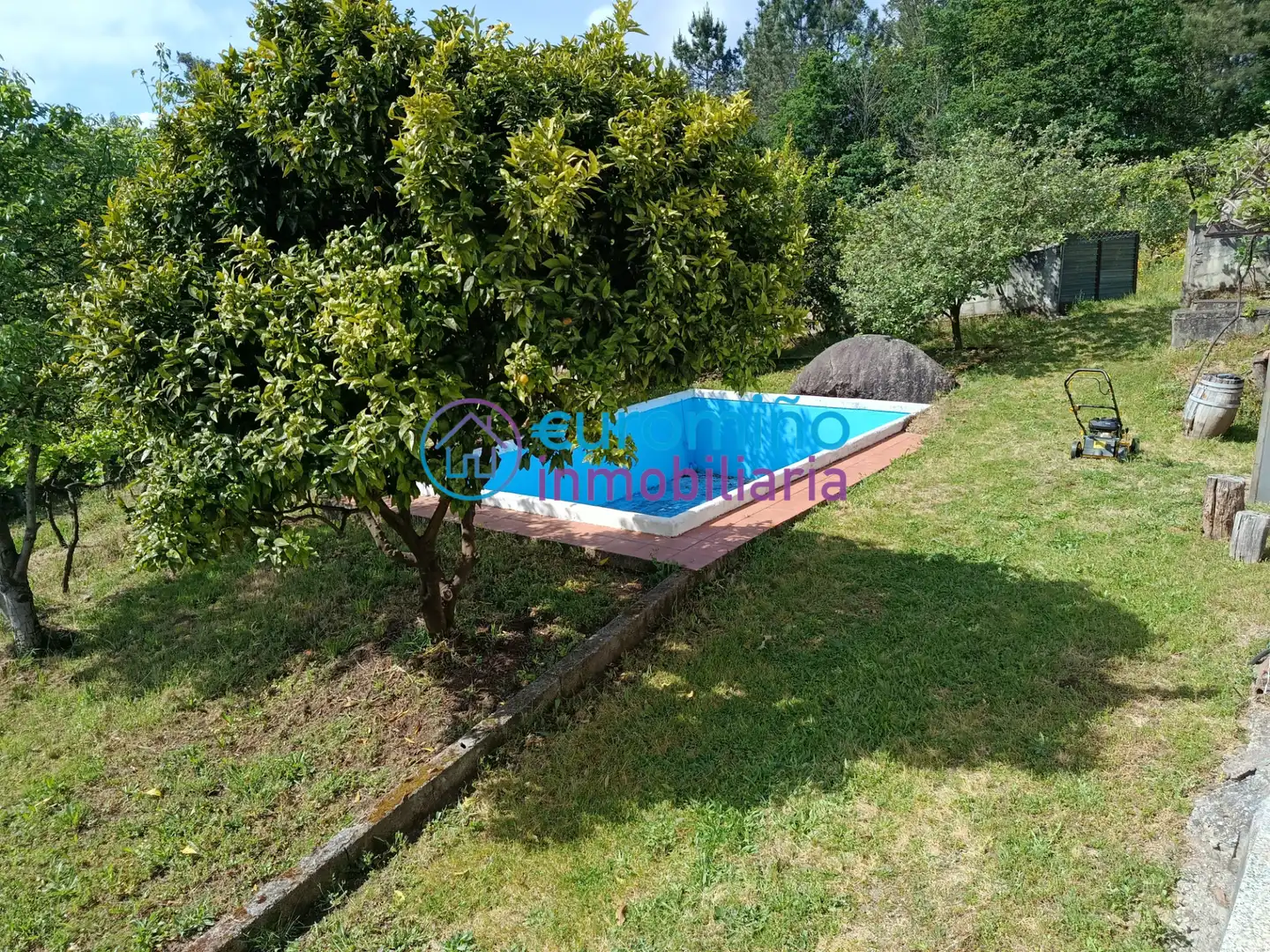 Piscina de Casa o chalet en venta en Salvaterra de Miño con Jardín privado, Terraza y Trastero