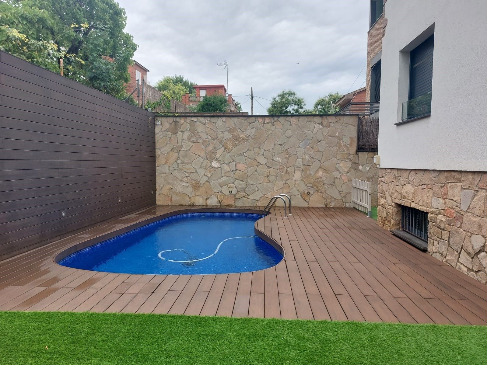 Swimming pool of House or chalet to rent in Sant Cugat del Vallès  with Air Conditioner, Heating and Terrace