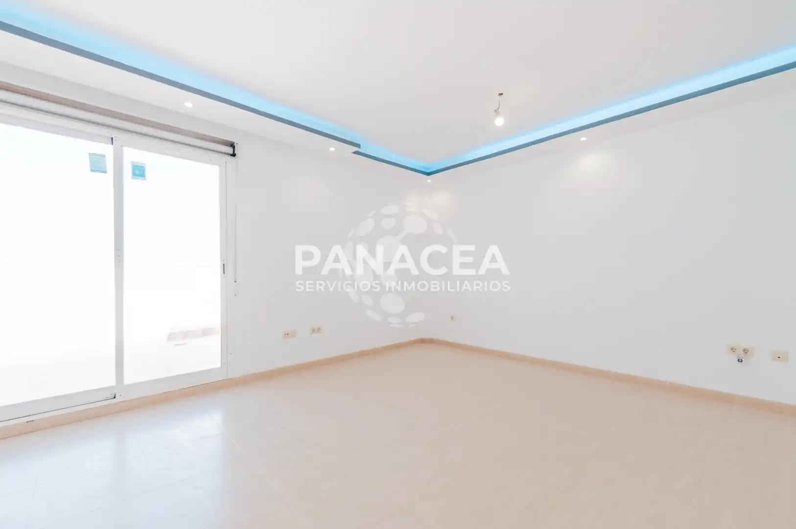 Penthouse mit Aufzug zum Verkauf in Roquetas de Mar ciudad, imagen 3