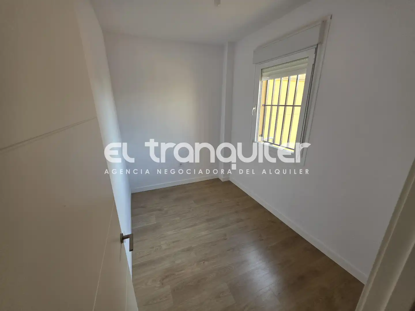 Schlafzimmer von Wohnung zur Miete in Madrid mit Klimaanlage, Terrasse und Abstellraum