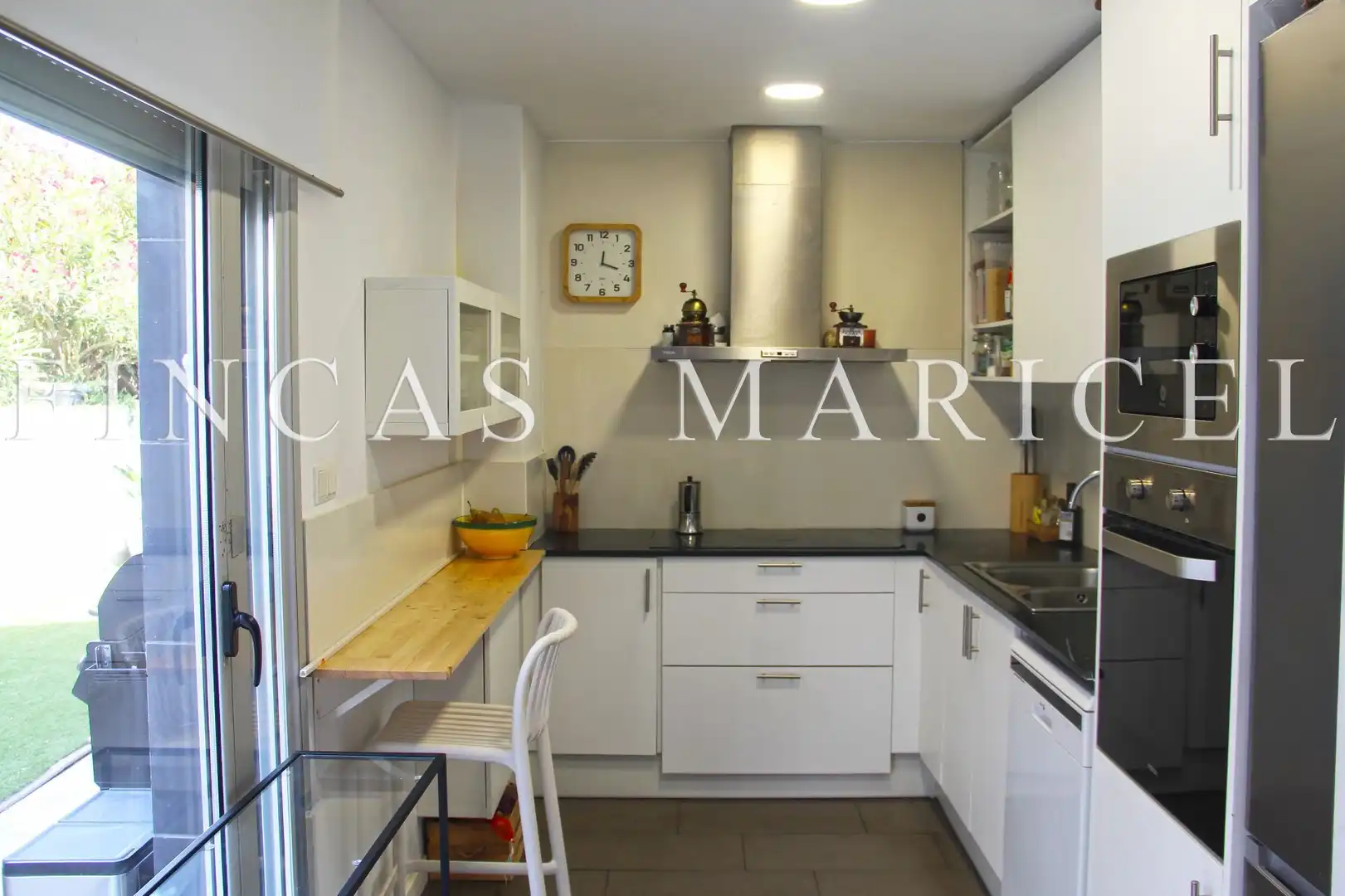 Kitchen of Flat for sale in Sitges  with Air Conditioner, Heating and Terrace
