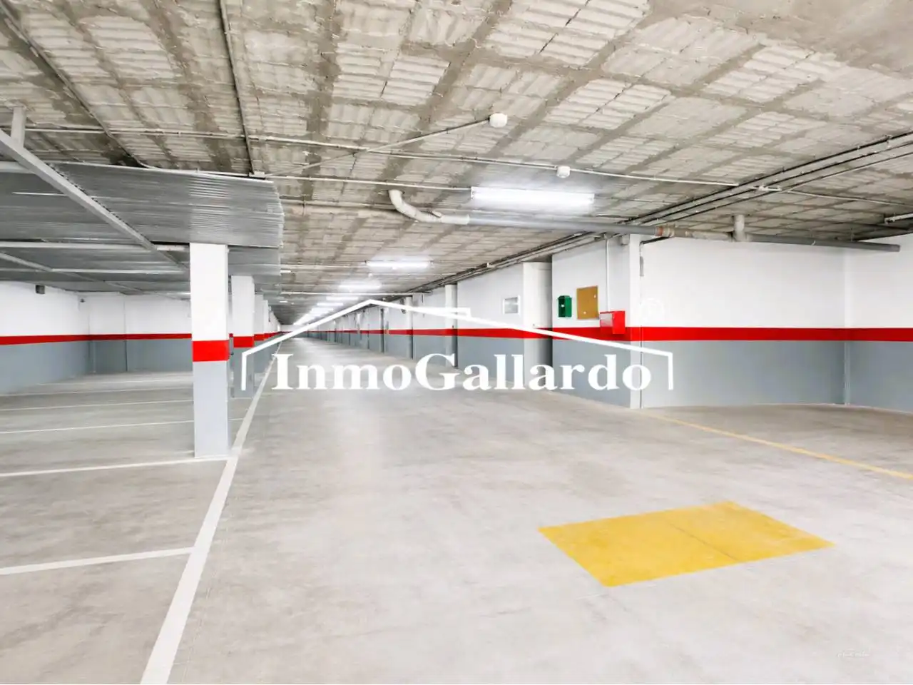 Parking de Piso en venta en Málaga con Aire acondicionado, Calefacción y Terraza