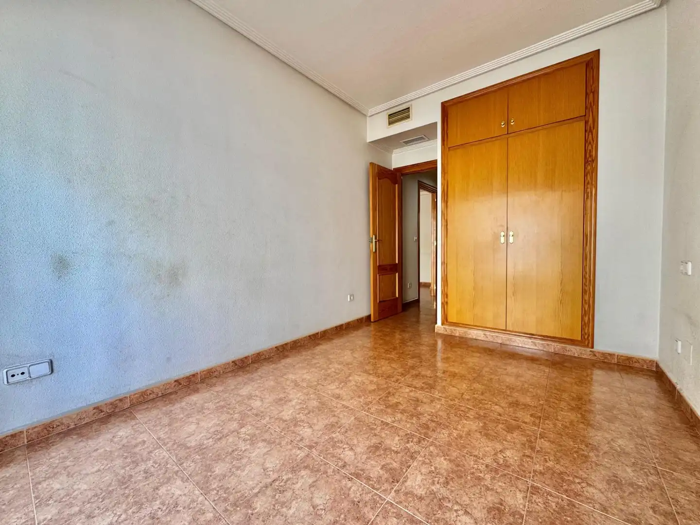 Habitación de Piso en venta en Murcia con Trastero y Balcón
