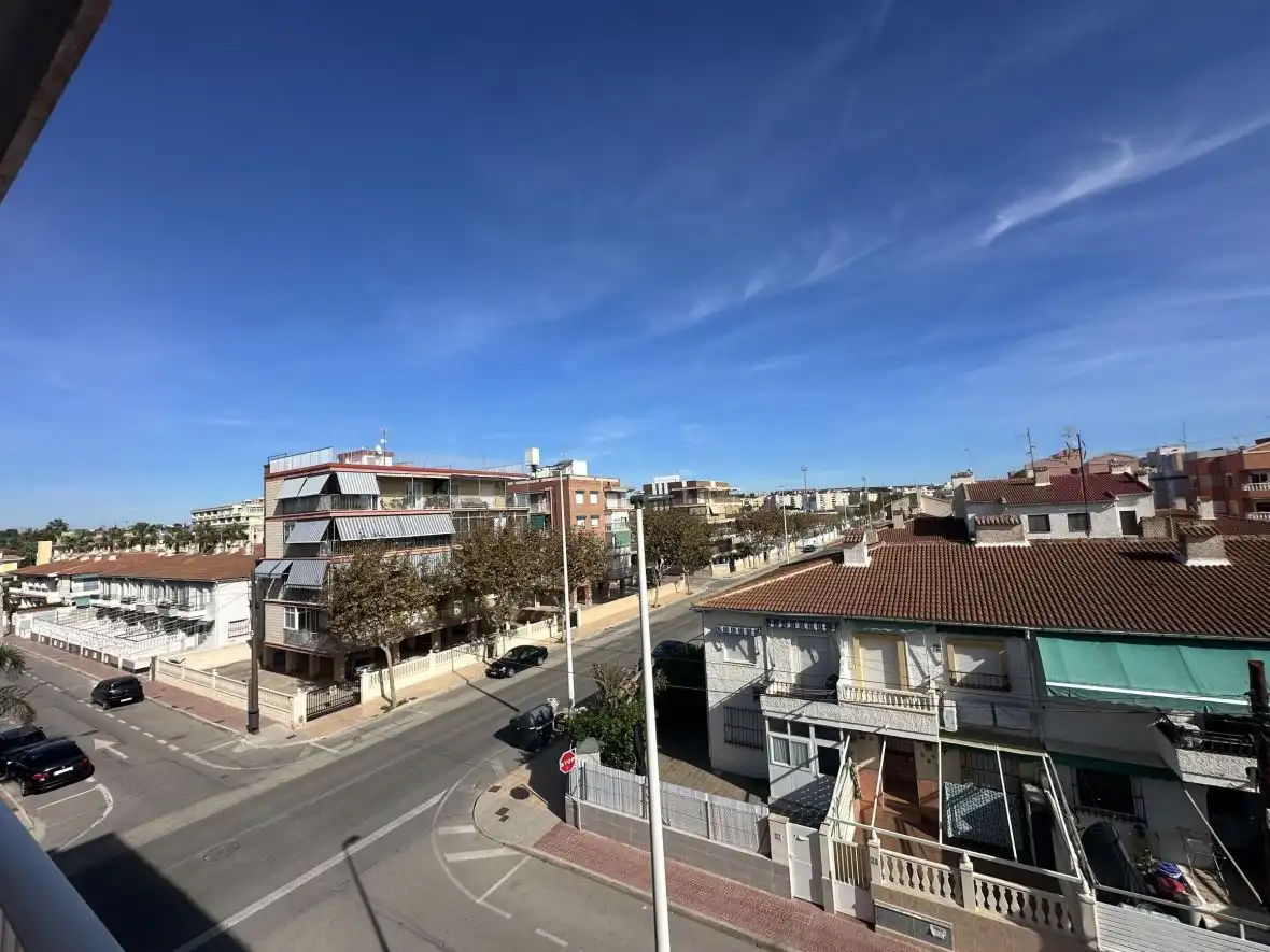 Außenansicht von Wohnungen zum Verkauf in Santa Pola mit Heizung, Terrasse und Abstellraum