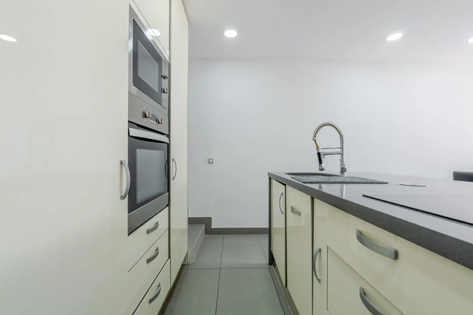 Cocina de Casa o chalet de alquiler en San Bartolomé de Tirajana con Aire acondicionado, Jardín privado y Terraza