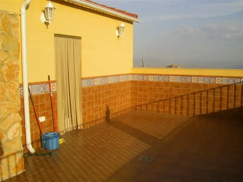 Casa con terrazza in vendita a Calle Benjamín Palencia, imagen 2