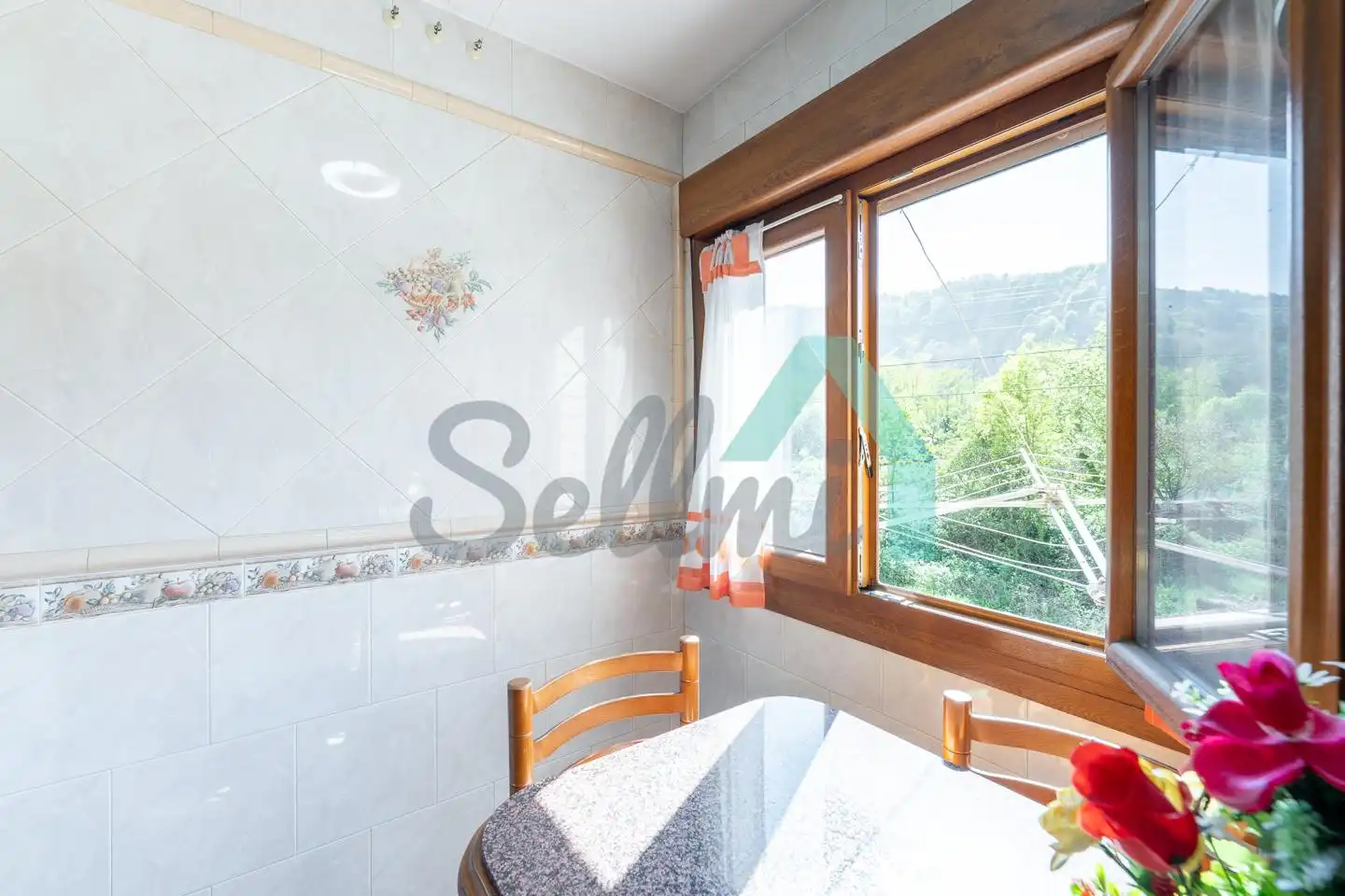 Kitchen of Flat for sale in San Martín del Rey Aurelio  with Heating, Parquet flooring and Storage room