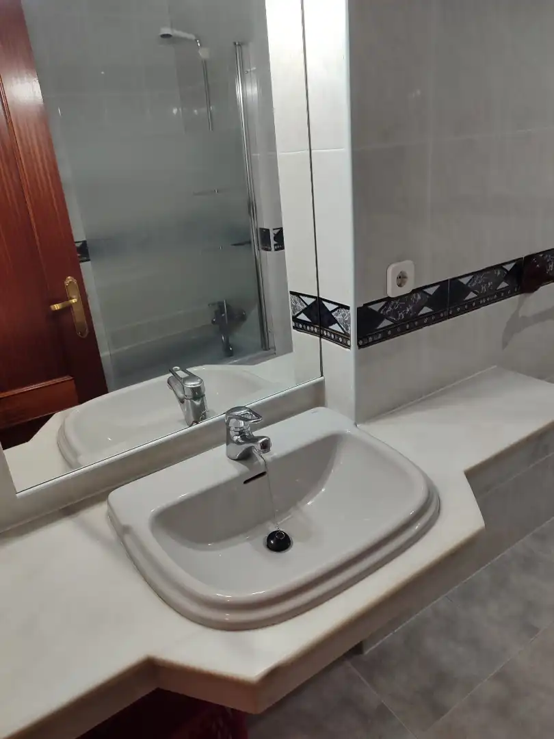 Bathroom of Flat for rent to own in Córdoba  with Air Conditioner, Heating and Terrace