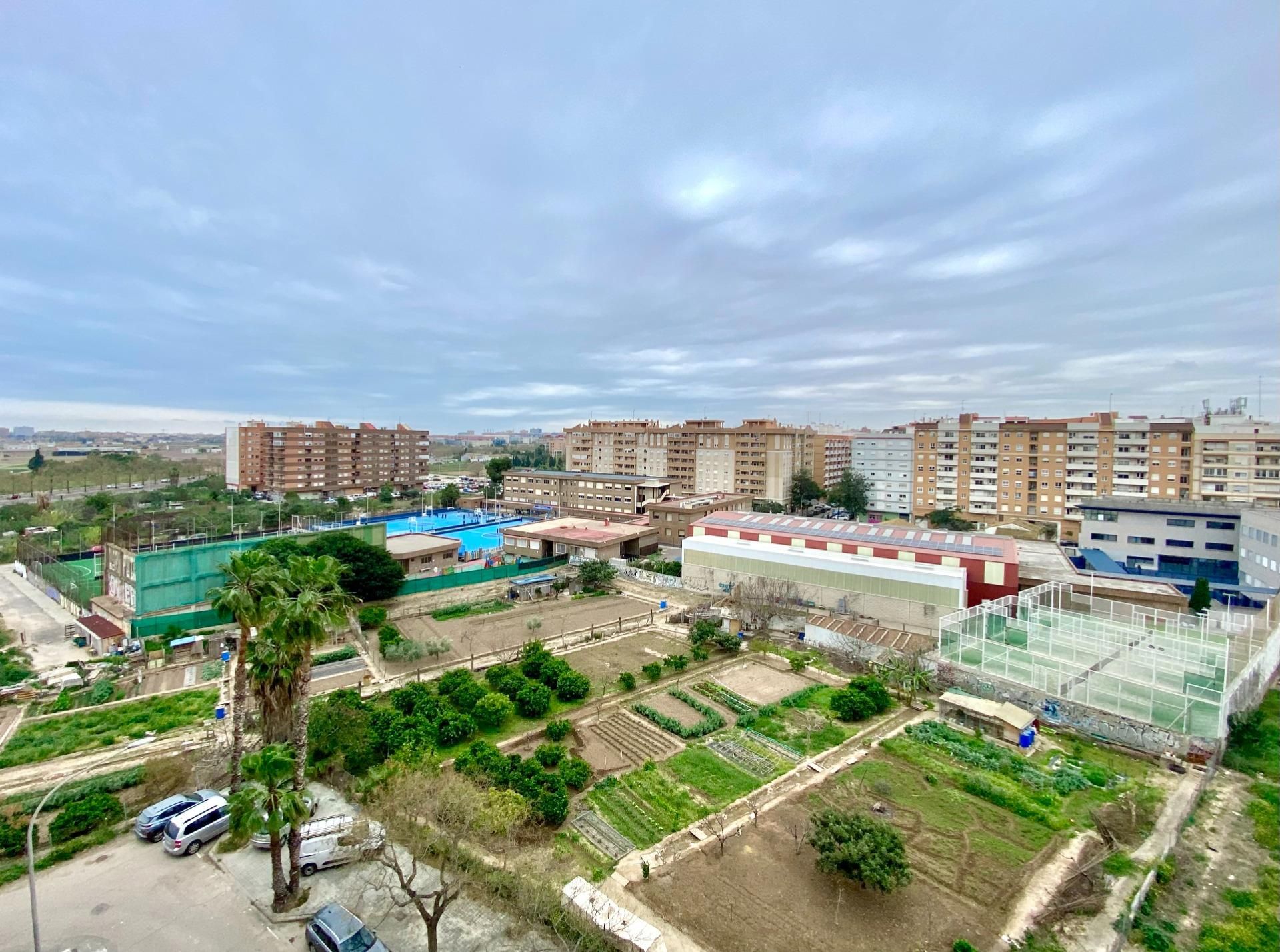 Exterior view of Flat for sale in  Valencia Capital  with Balcony