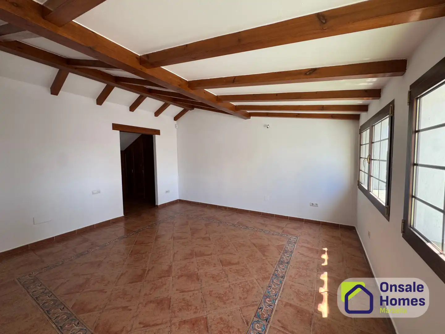 Casa adosada en venta en Marbella con Terraza, Balcón y Alarma