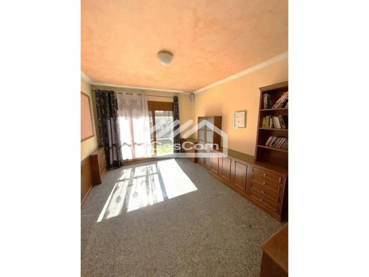 Casa adosada en venta en Escaldes – Engordany con Calefacción y Jardín privado