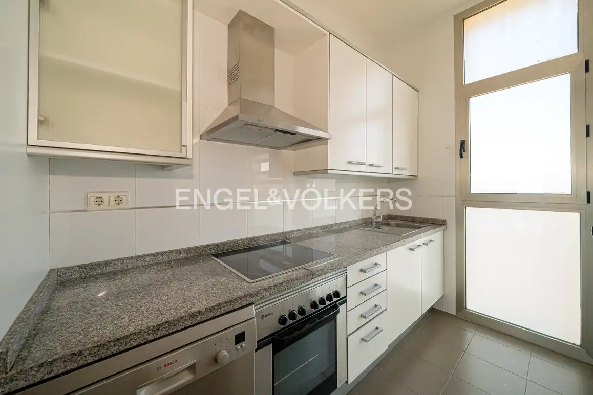 Kitchen of Flat for sale in Benidorm  with Air Conditioner, Terrace and Storage room