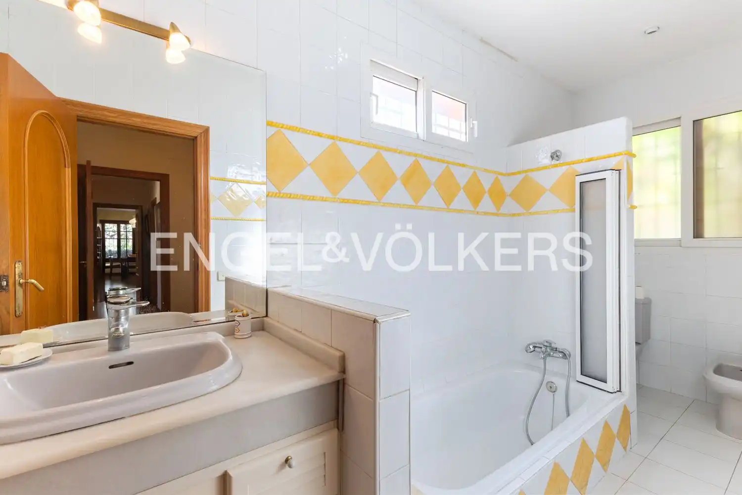 Baño de Casa o chalet en venta en Paterna con Aire acondicionado, Calefacción y Jardín privado