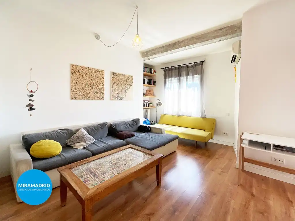 Sala de estar de Piso de alquiler en Madrid con Aire acondicionado, Terraza y Amueblado