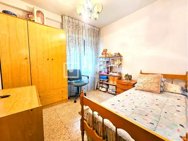 Bedroom of Flat for sale in Parla