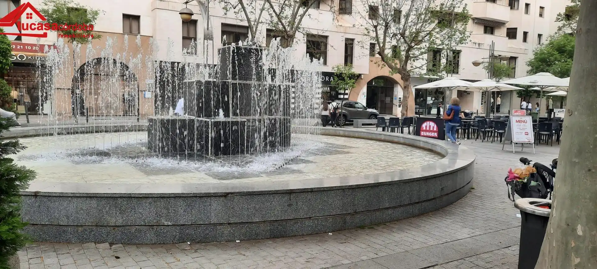 Local comercial en venta en Centro, imagen 2