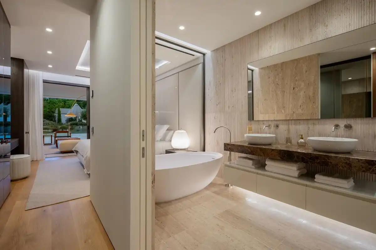 Bathroom of Duplexes for sale in Marbella  with Storage room