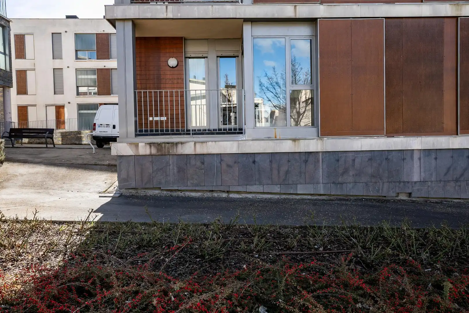 Vista exterior de Pis en venda en Sabiñánigo amb Calefacció, Parquet i Terrassa