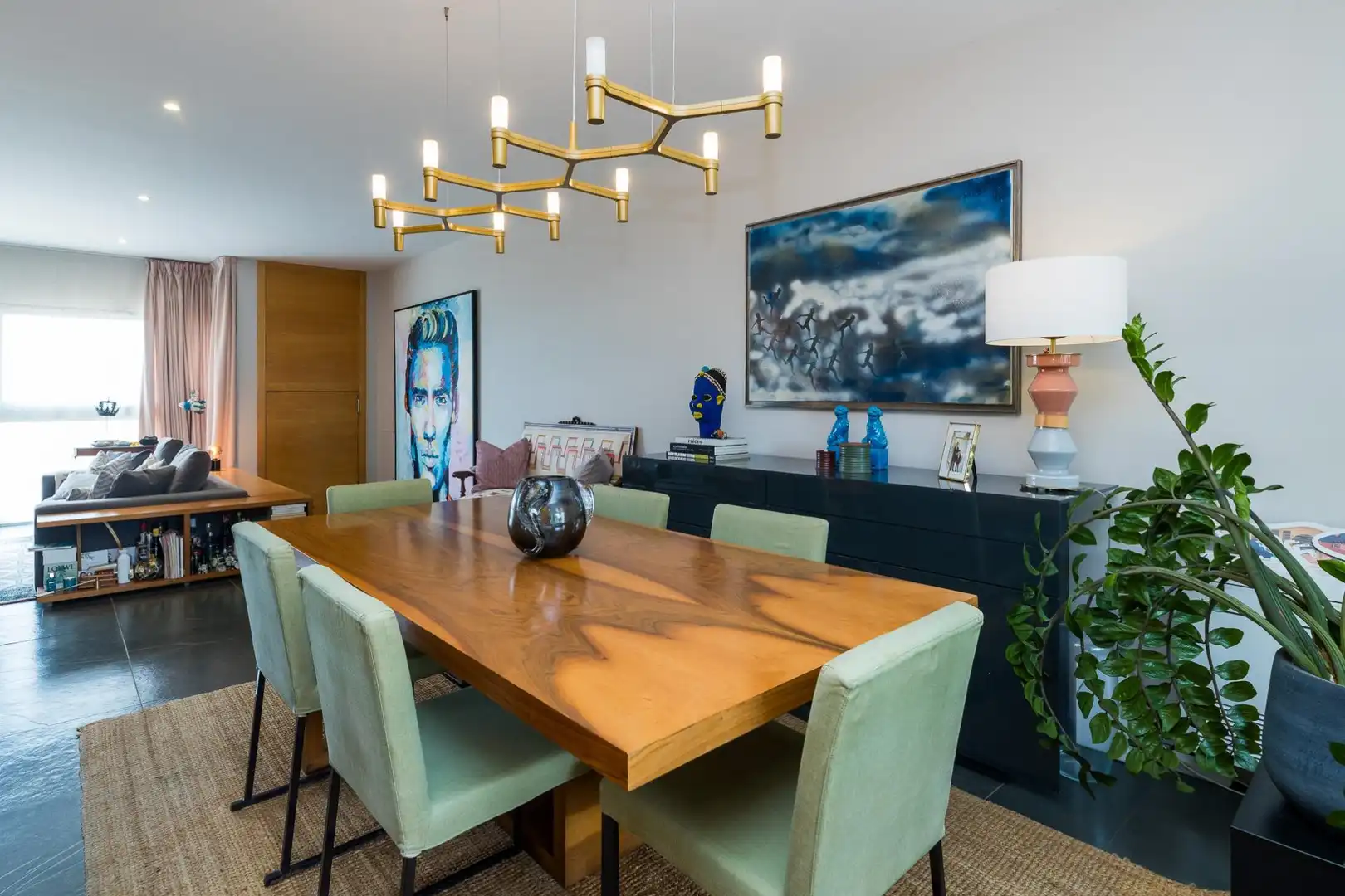 Comedor de Casa adosada de alquiler en  Palma de Mallorca con Aire acondicionado, Jardín privado y Terraza