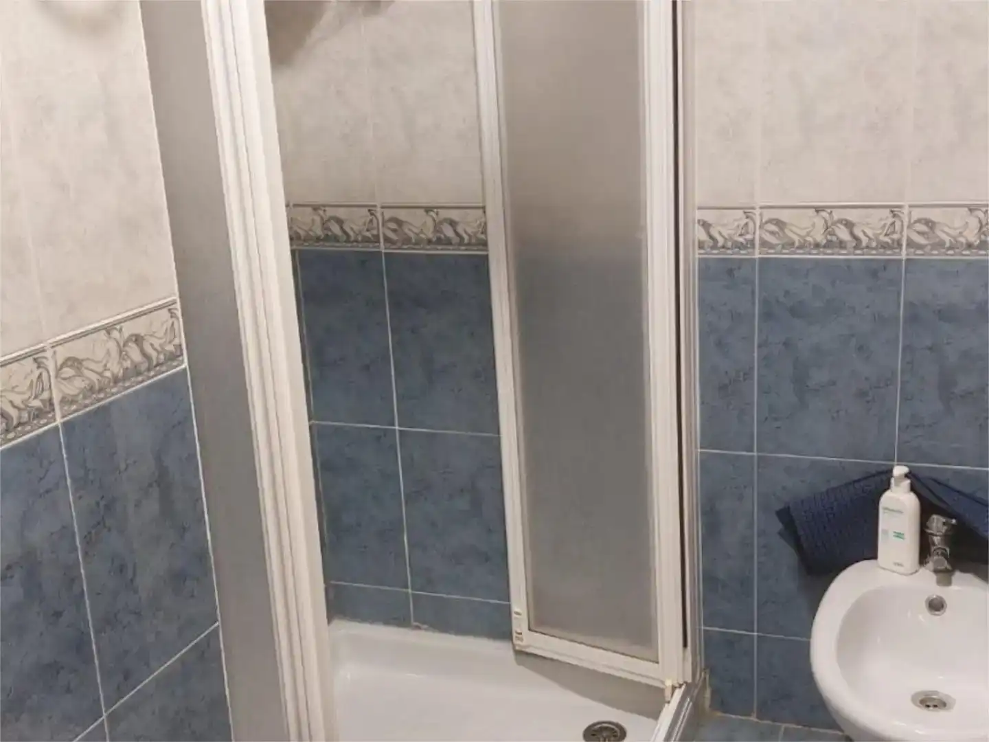 Bany de Pis de lloguer en Almuñécar amb Moblat