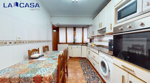 Foto 3 de Piso en venta en Calle San Ignacio, Arteagabeitia - Retuerto - Kareaga, Barakaldo