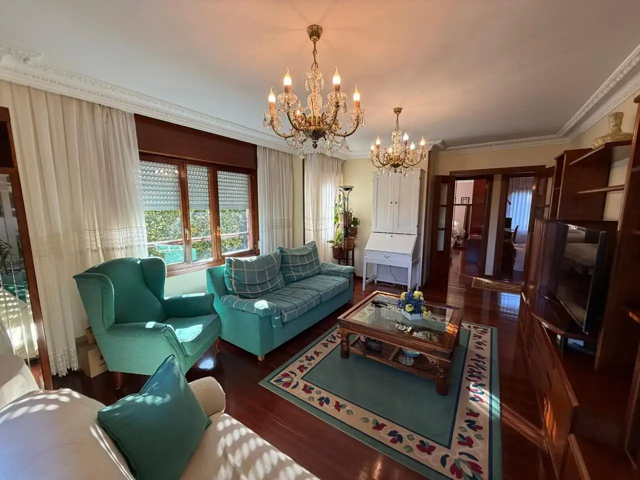 Sala d'estar de Pis en venda en Castro-Urdiales amb Calefacció, Parquet i Terrassa