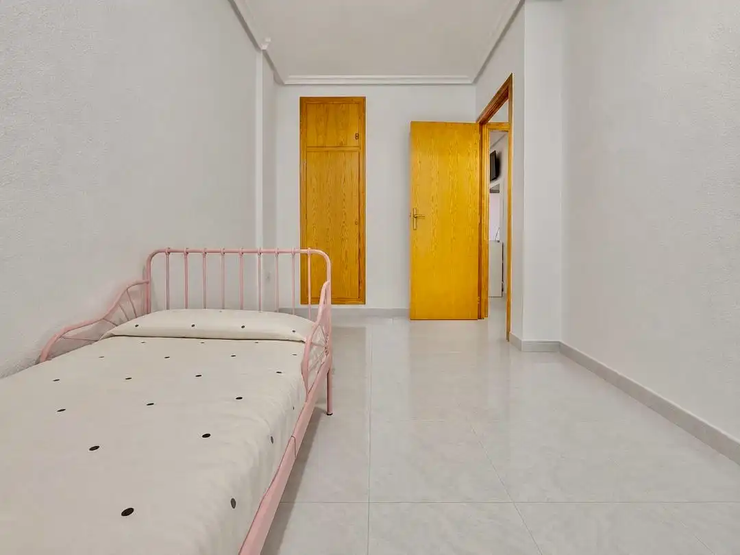 Habitación de Casa o chalet en venta en San Pedro del Pinatar con Jardín privado, Terraza y Trastero