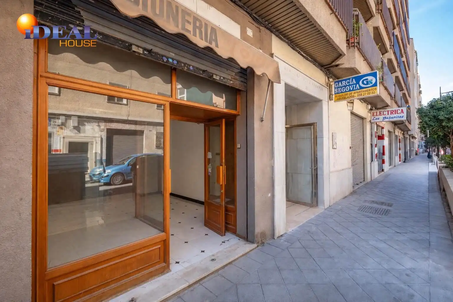 Local comercial en venda a Calle Tórtola 31, imagen 2