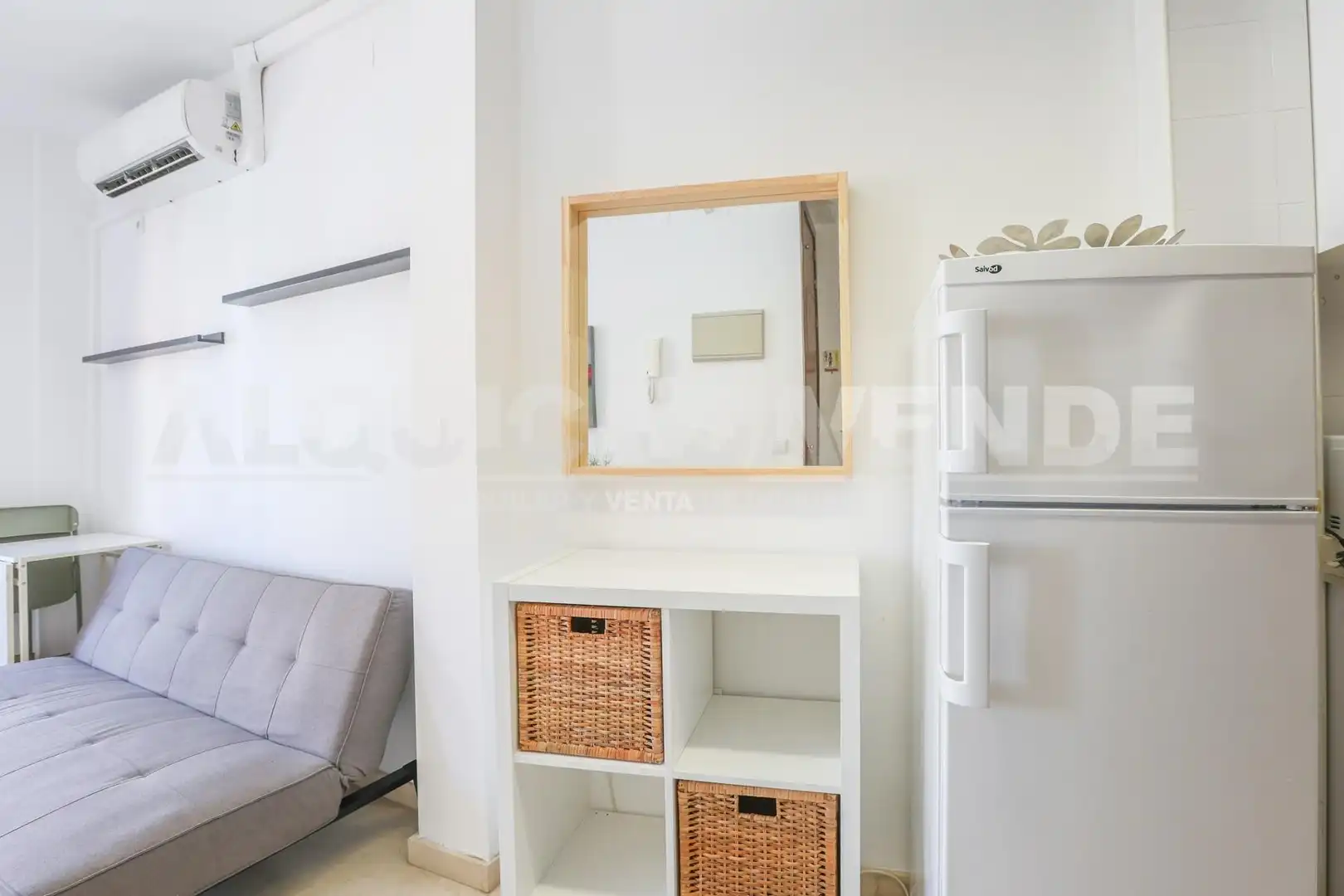 Sala de estar de Ático en venta en Sevilla con Aire acondicionado, Terraza y Amueblado