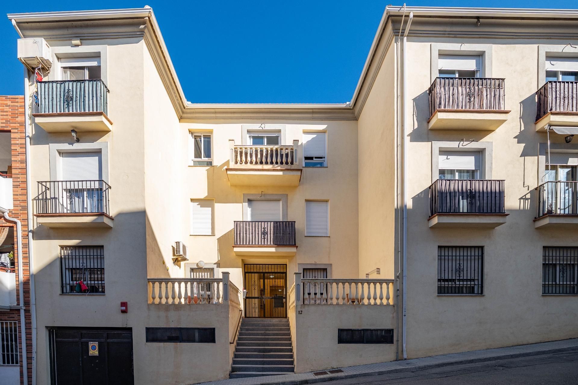 Exterior view of Flat for sale in Las Gabias  with Air Conditioner, Heating and Balcony