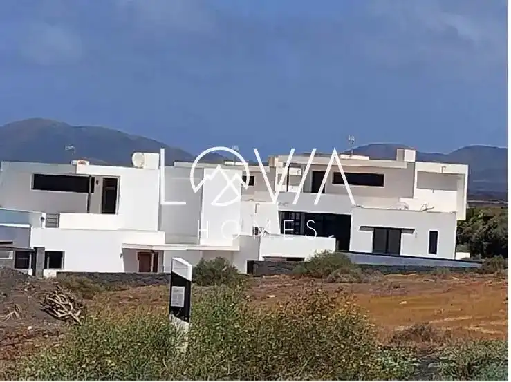 Houses for sale in Yaiza
