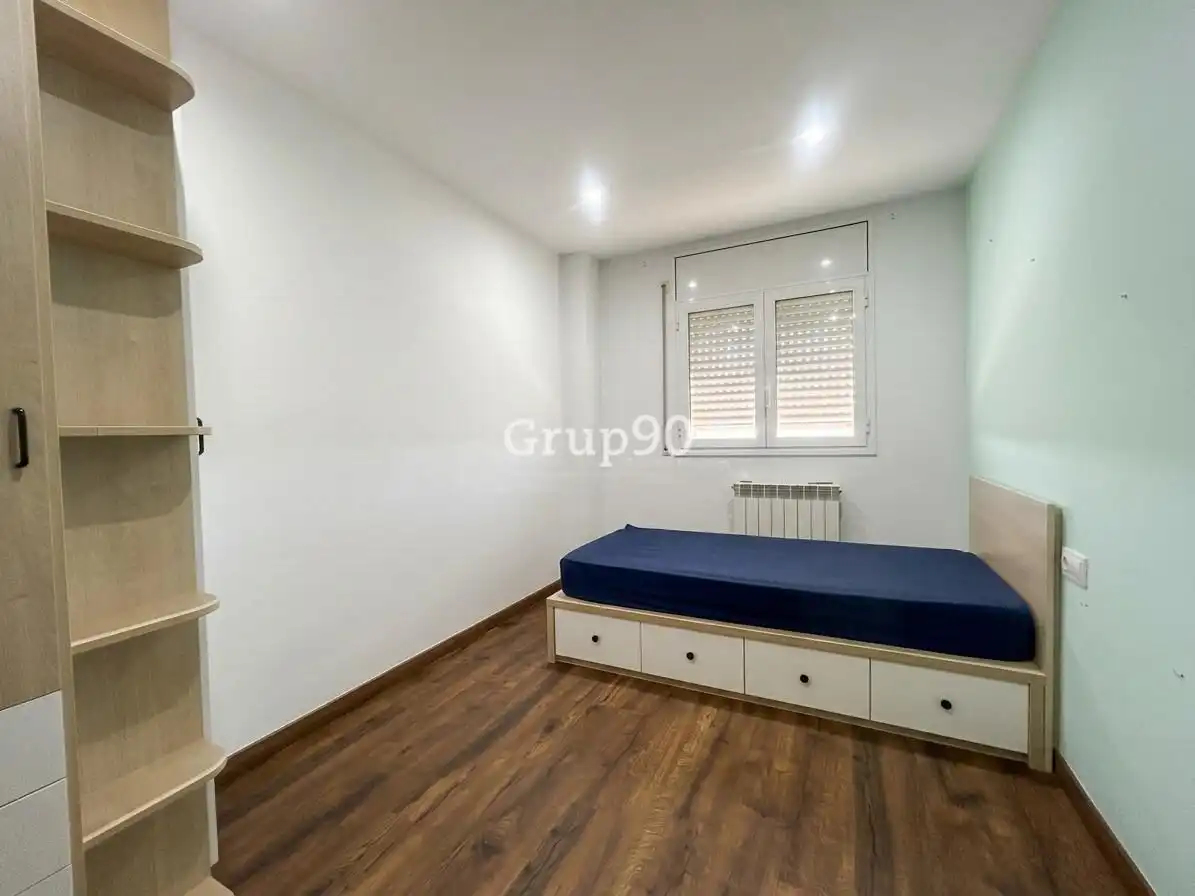 Habitación de Casa adosada en venta en Puigverd de Lleida con Aire acondicionado, Calefacción y Parquet