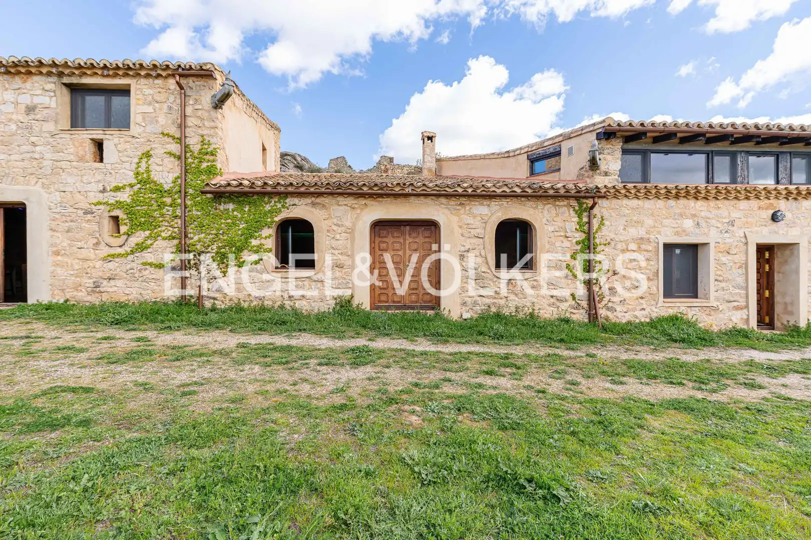 Exterior view of Houses for sale in Sigüenza  with Heating and Terrace