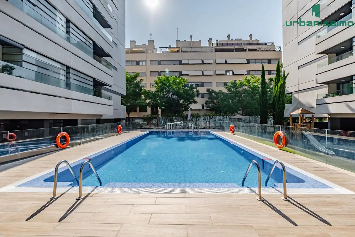 Swimming pool of Flat for sale in Madrid  with Air Conditioner, Terrace and Storage room