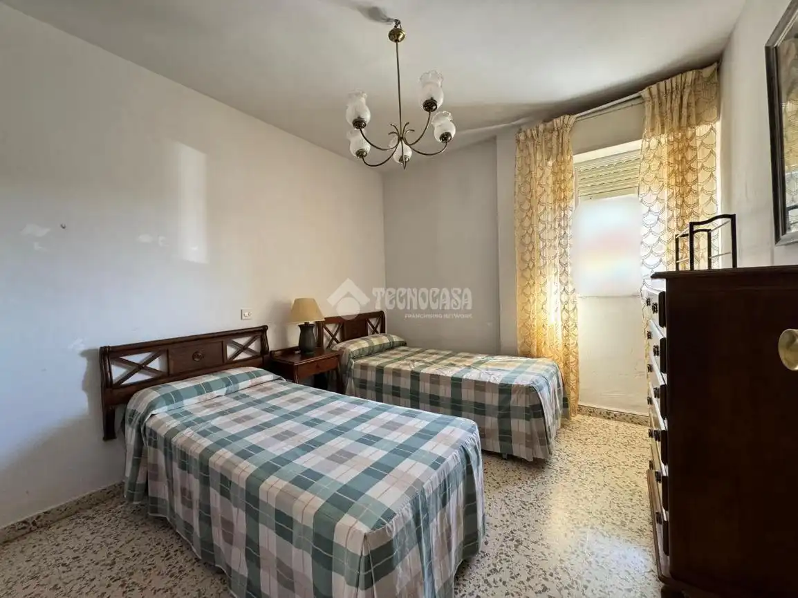 Habitación de Piso en venta en Fuengirola con Balcón