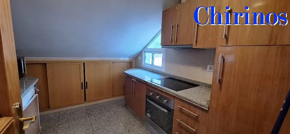 Cocina de Ático de alquiler en Córdoba con Aire acondicionado, Terraza y Horno