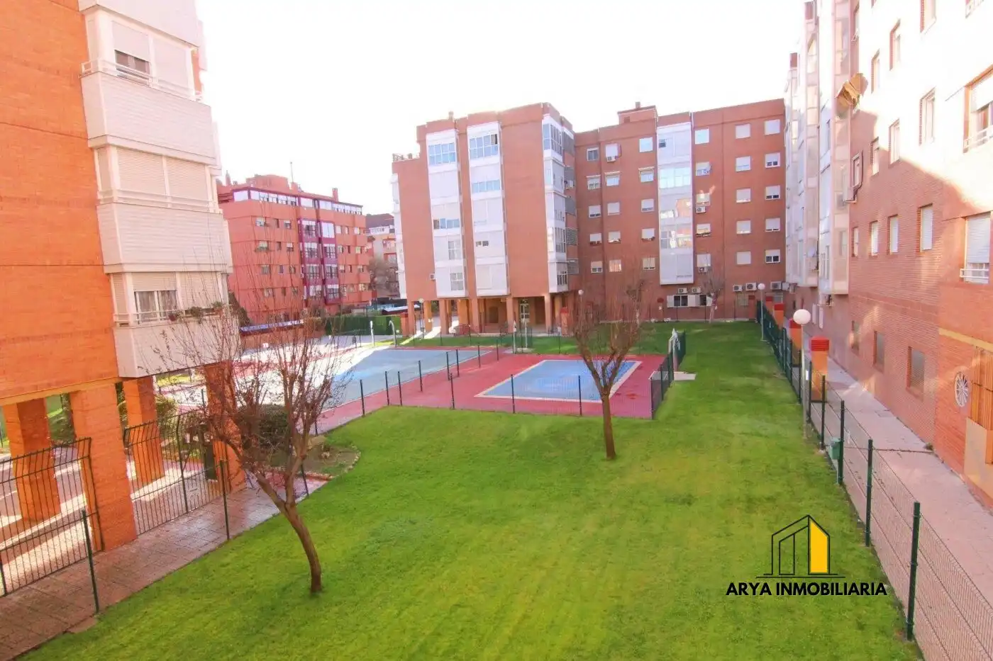 Exterior view of Flat for sale in Torrejón de Ardoz  with Air Conditioner, Heating and Balcony