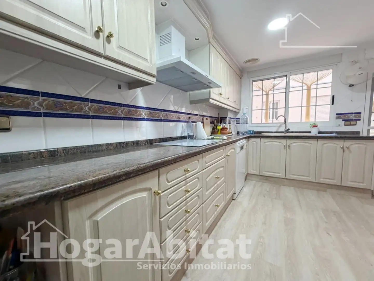 Kitchen of Flat for sale in Torrent  with Air Conditioner, Terrace and Furnished