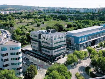 Büro mit Aufzug zur Miete in Pau Vila 3