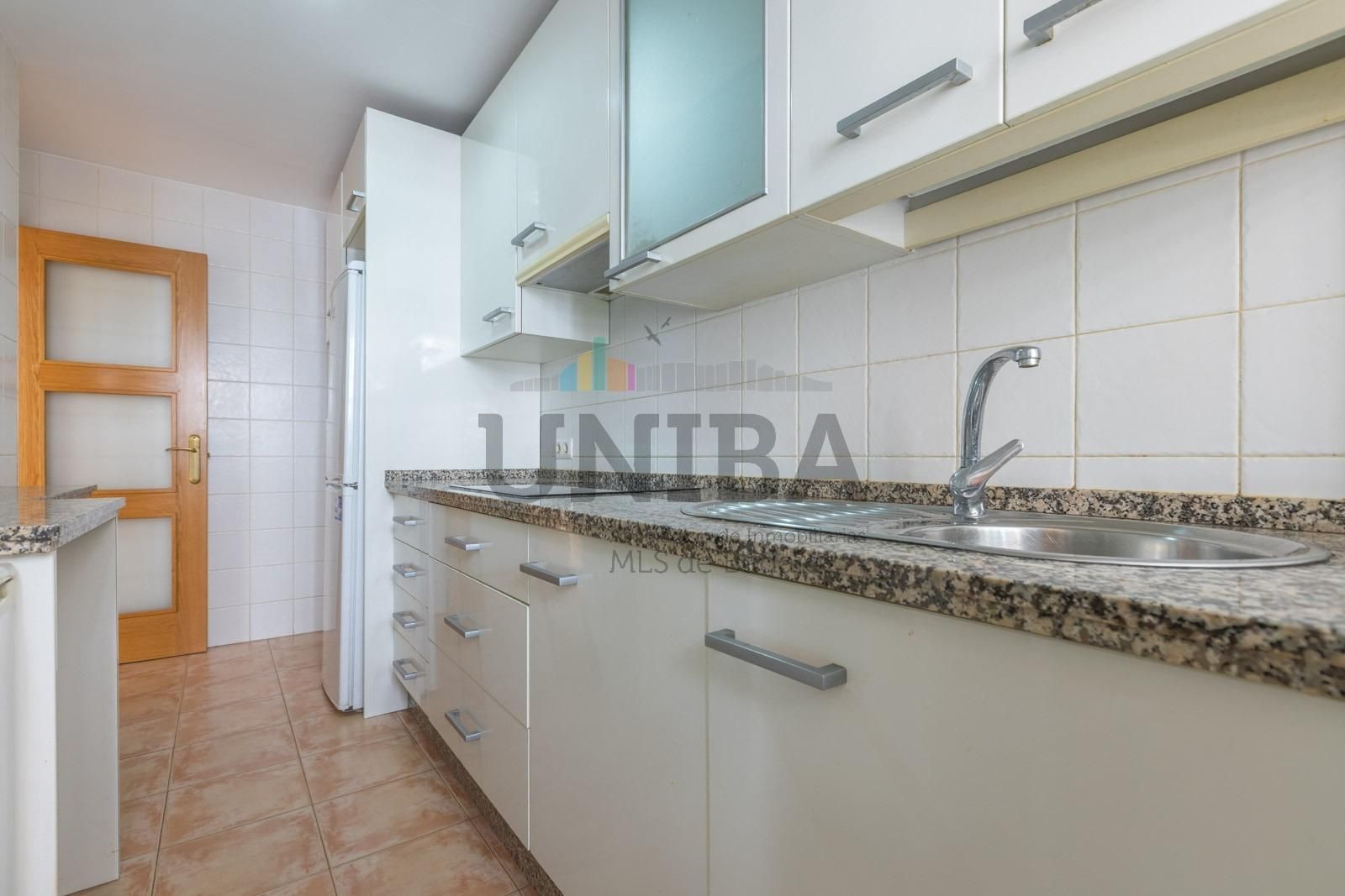 Kitchen of Flat for sale in Badajoz Capital  with Terrace and Balcony