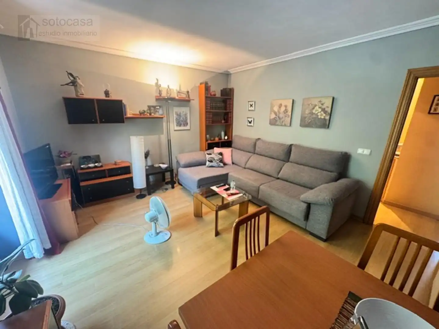 Living room of Flat for sale in Valladolid  with Heating, Terrace and Furnished