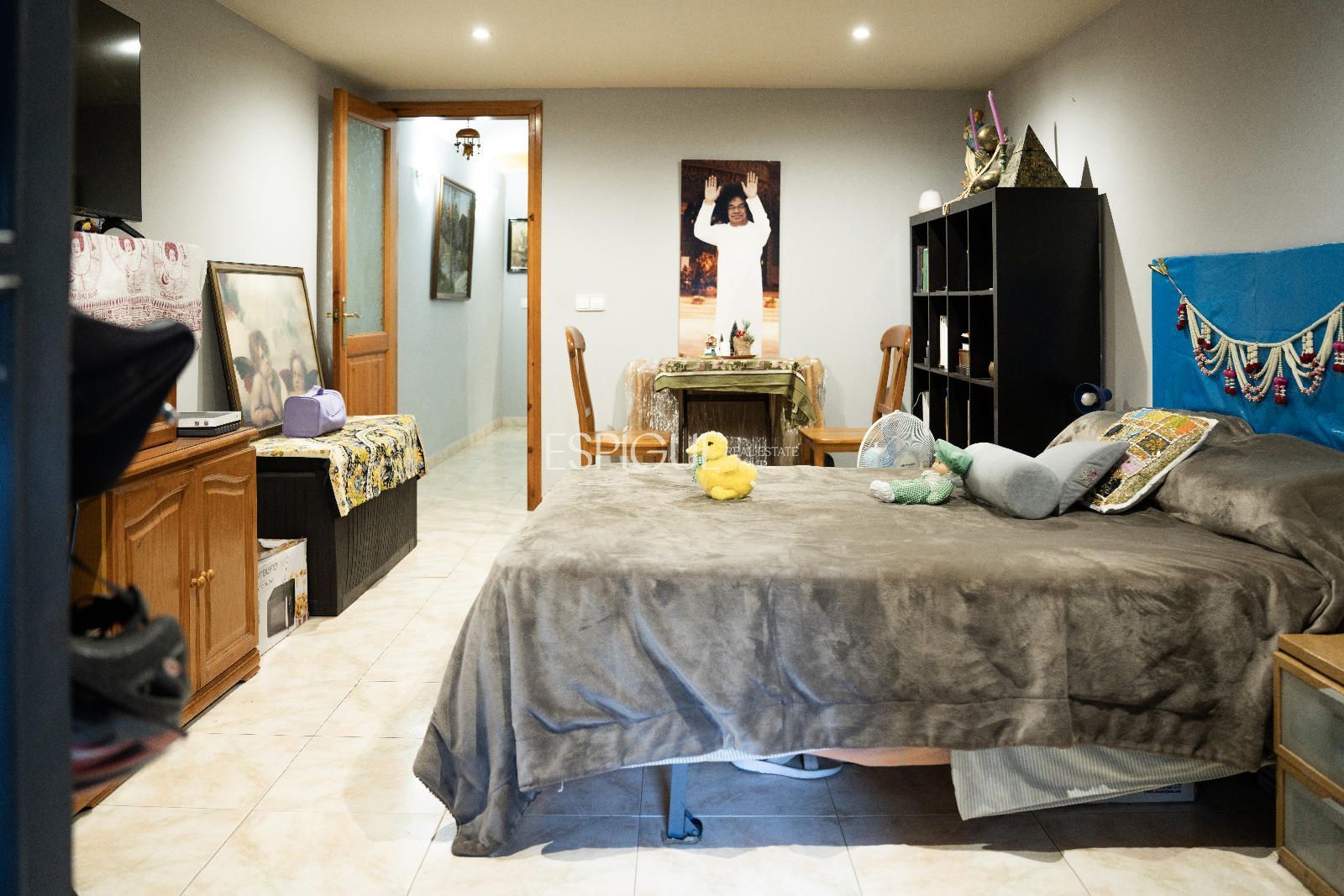 Bedroom of Flat for sale in Girona Capital  with Terrace, Oven and Washing machine