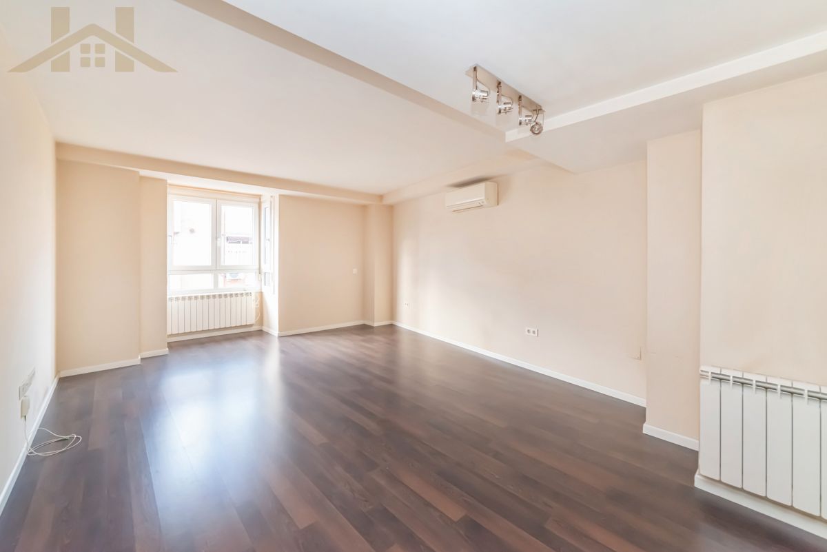 Living room of Flat for sale in Leganés  with Air Conditioner, Heating and Terrace