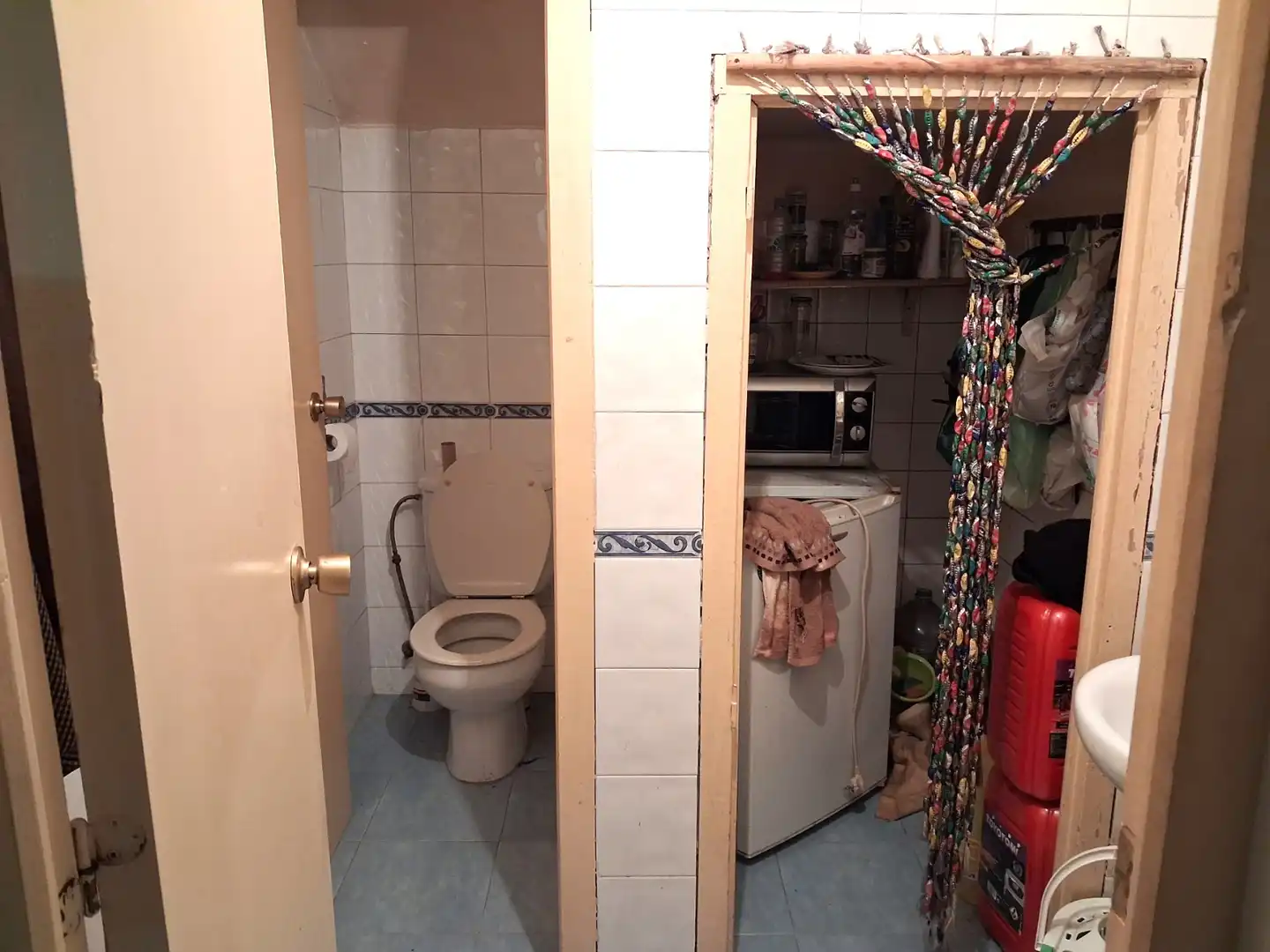 Bany de Local en venda en Zaragoza amb Moblat i Alarma