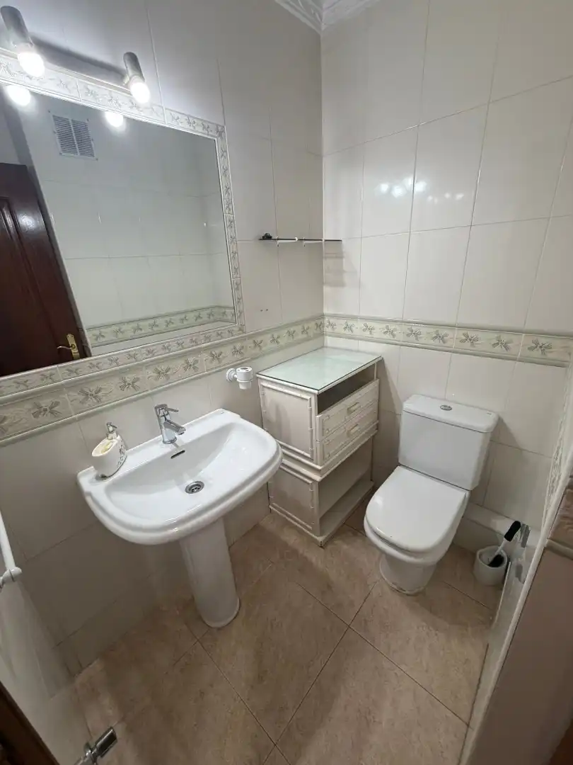 Bathroom of Flat for sale in Marbella  with Private garden, Terrace and Oven