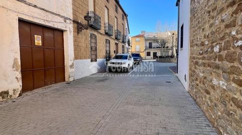 Foto 2 de Casa adosada en venda a Baeza, Jaén