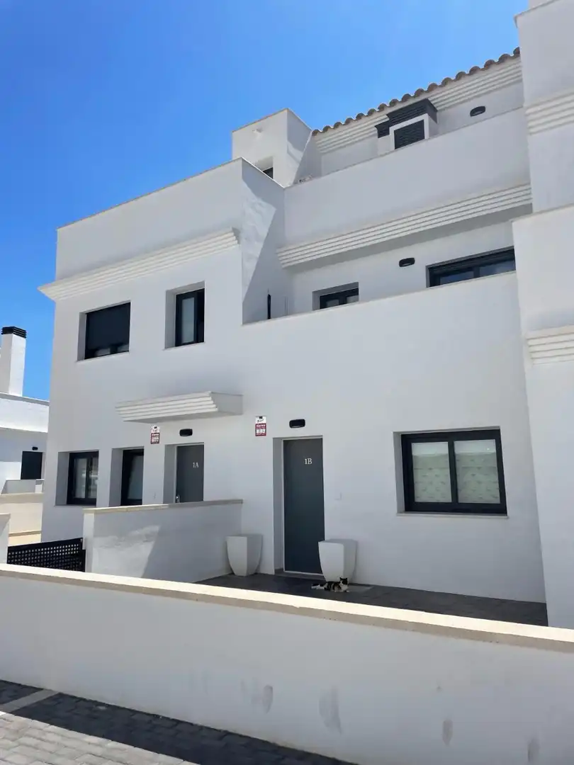 Chalet con piscina en alquiler en Balcón de Finestrat - Terra Marina, imagen 2