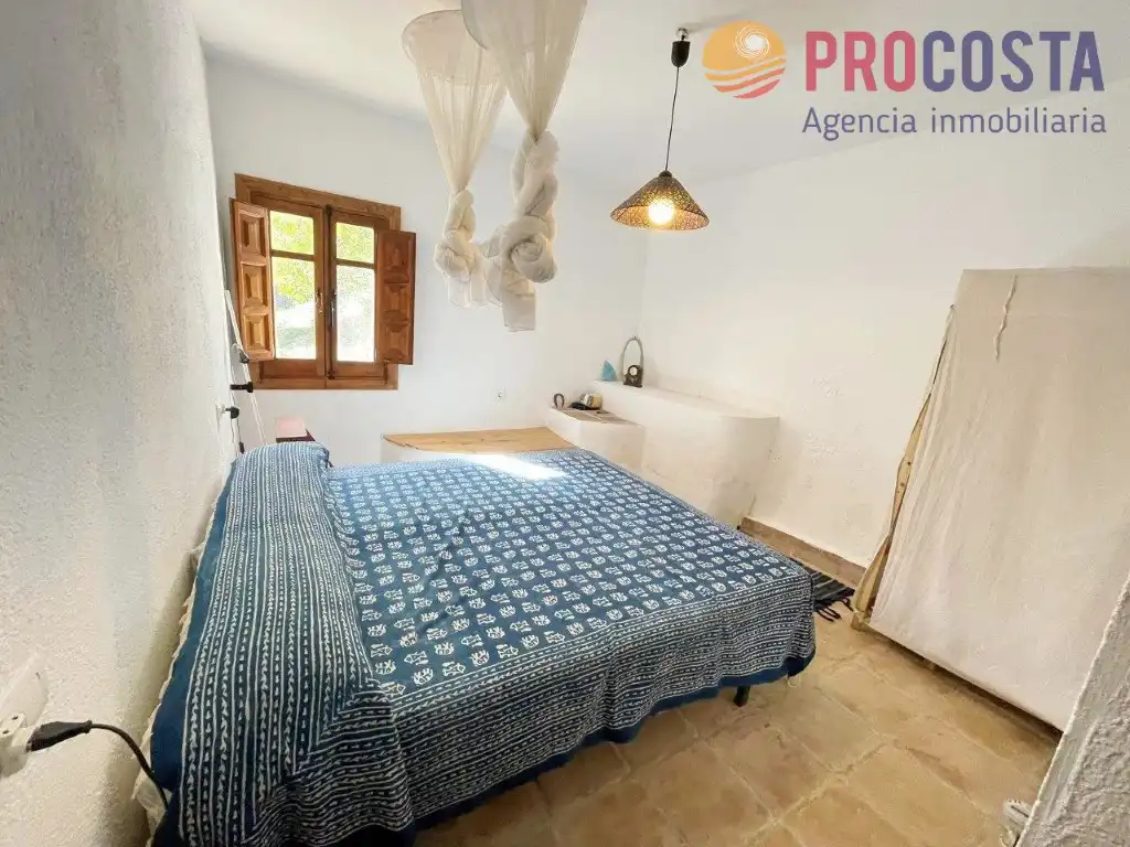 Habitación de Finca rústica en venta en Almuñécar con Jardín privado, Terraza y Piscina