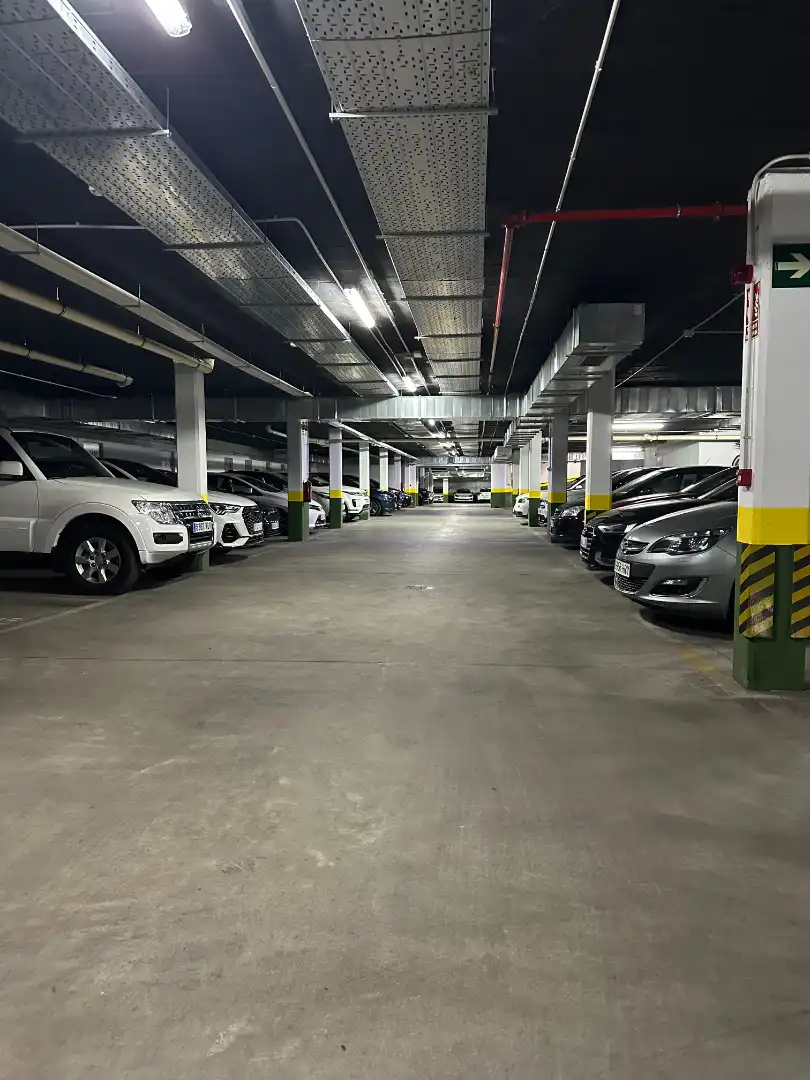Parking de Piso en venta en Badajoz con Aire acondicionado, Parquet y Balcón